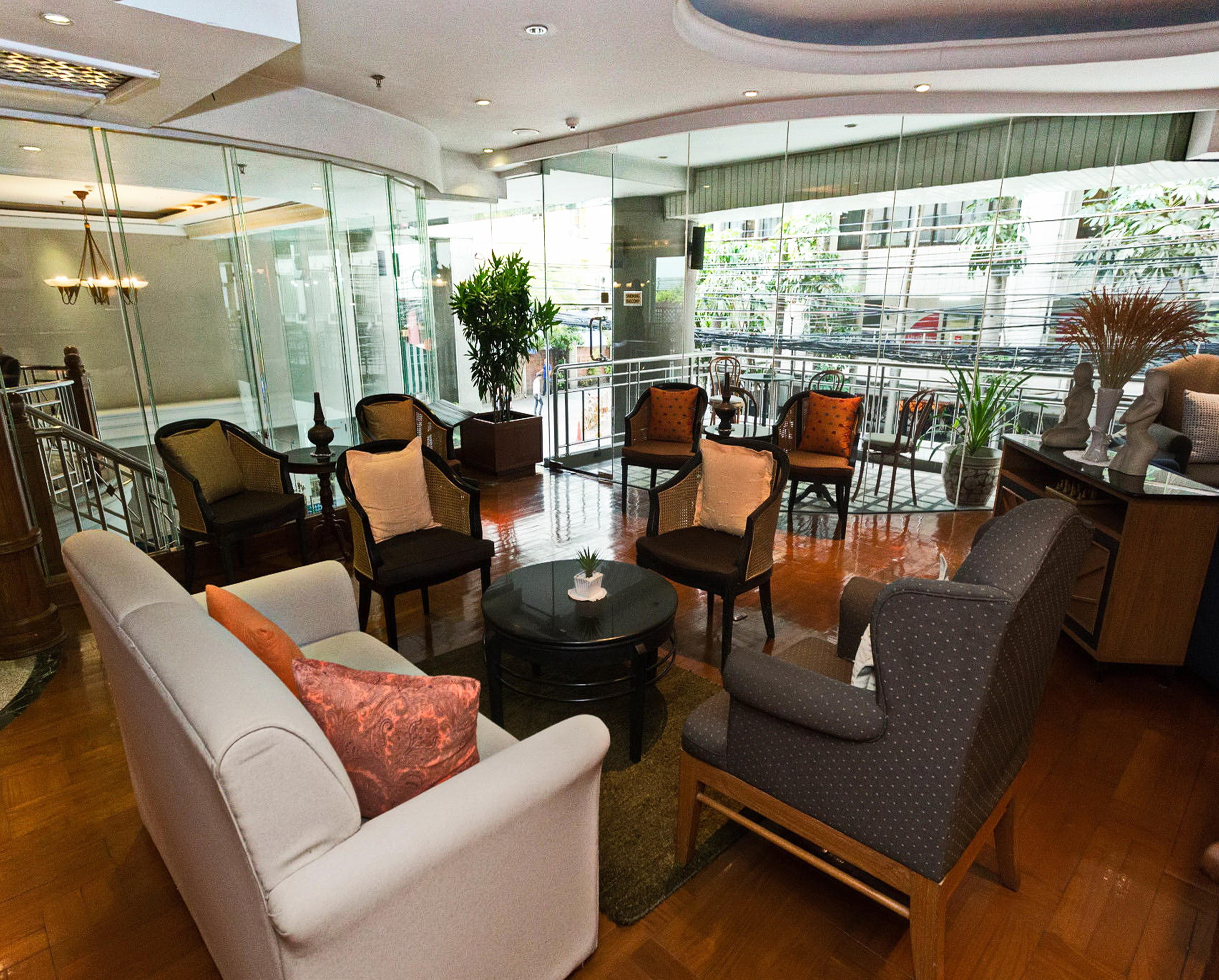 Silom Serene A Boutique Hotel Бангкок Екстер'єр фото